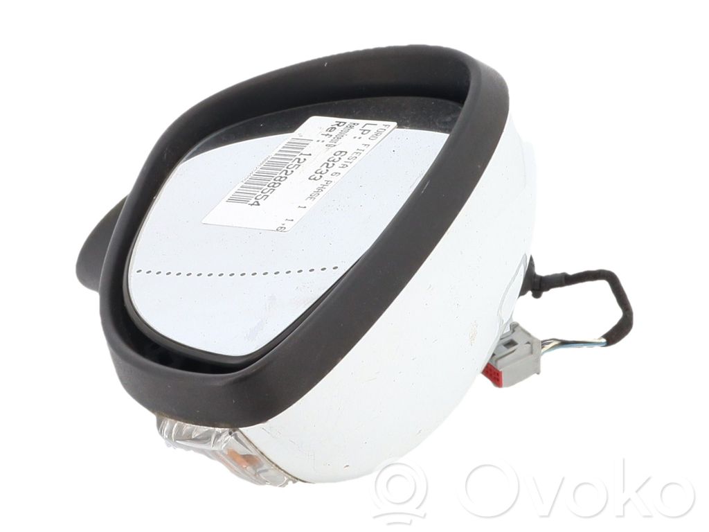 Ford Fiesta Front door electric wing mirror 