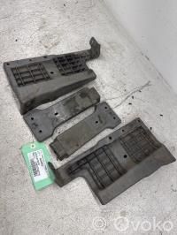 KIA Sorento Soporte de montaje del parachoques trasero 