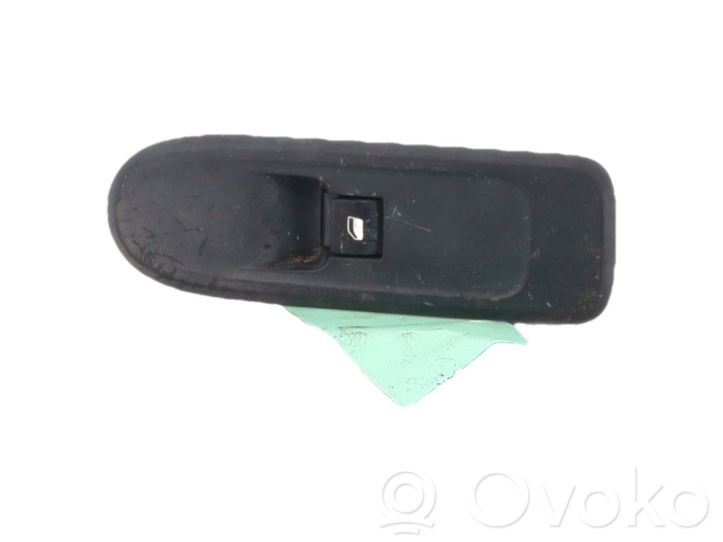 Interruptor del elevalunas eléctrico   649029