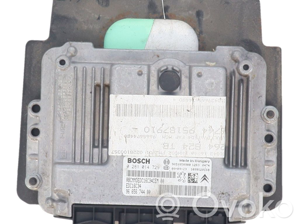 Peugeot 3008 I Engine control unit/module 