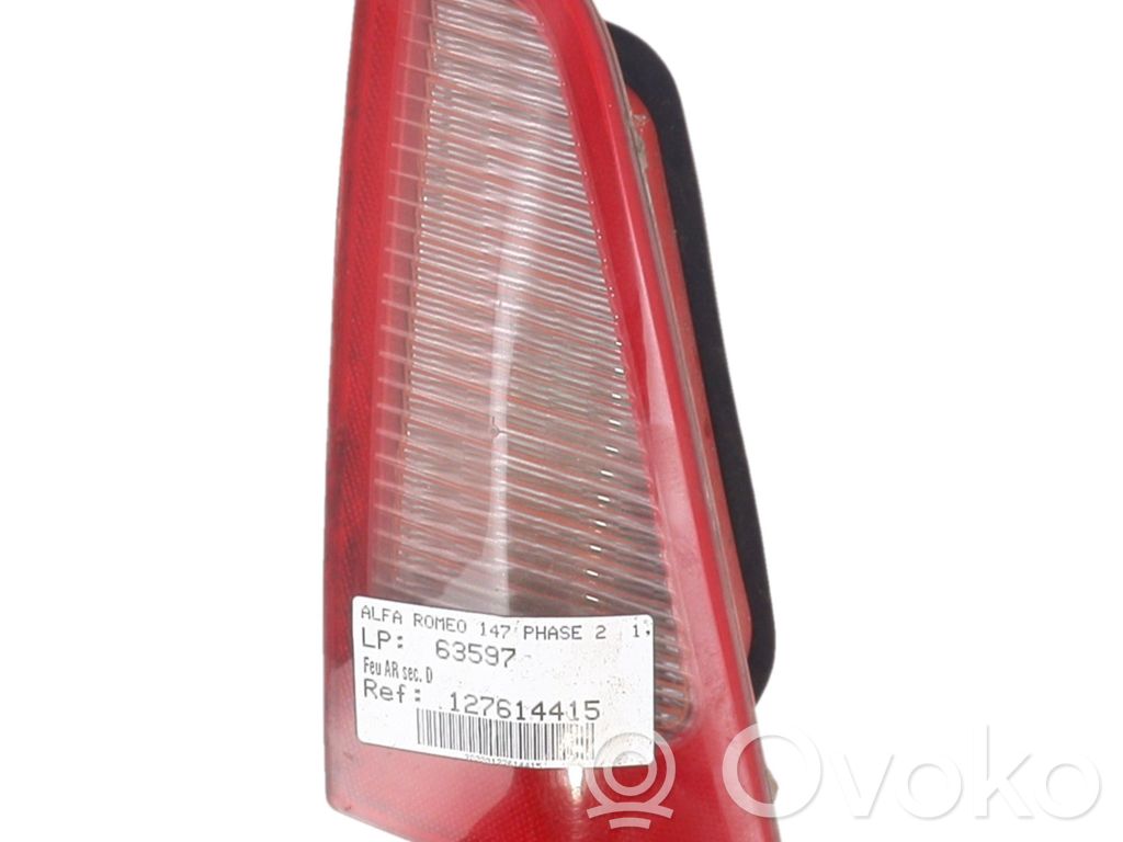 Alfa Romeo 147 Lampă spate în capacul portbagajului 