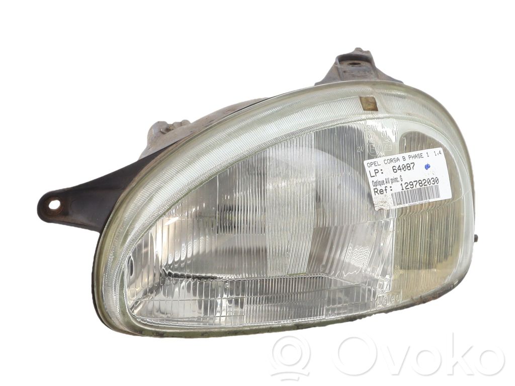 Opel Corsa B Faro/fanale