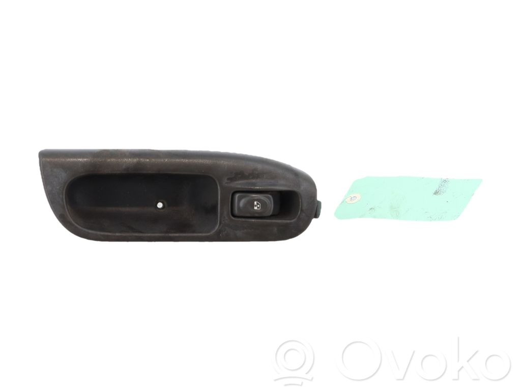 Renault Scenic I Przyciski szyb 