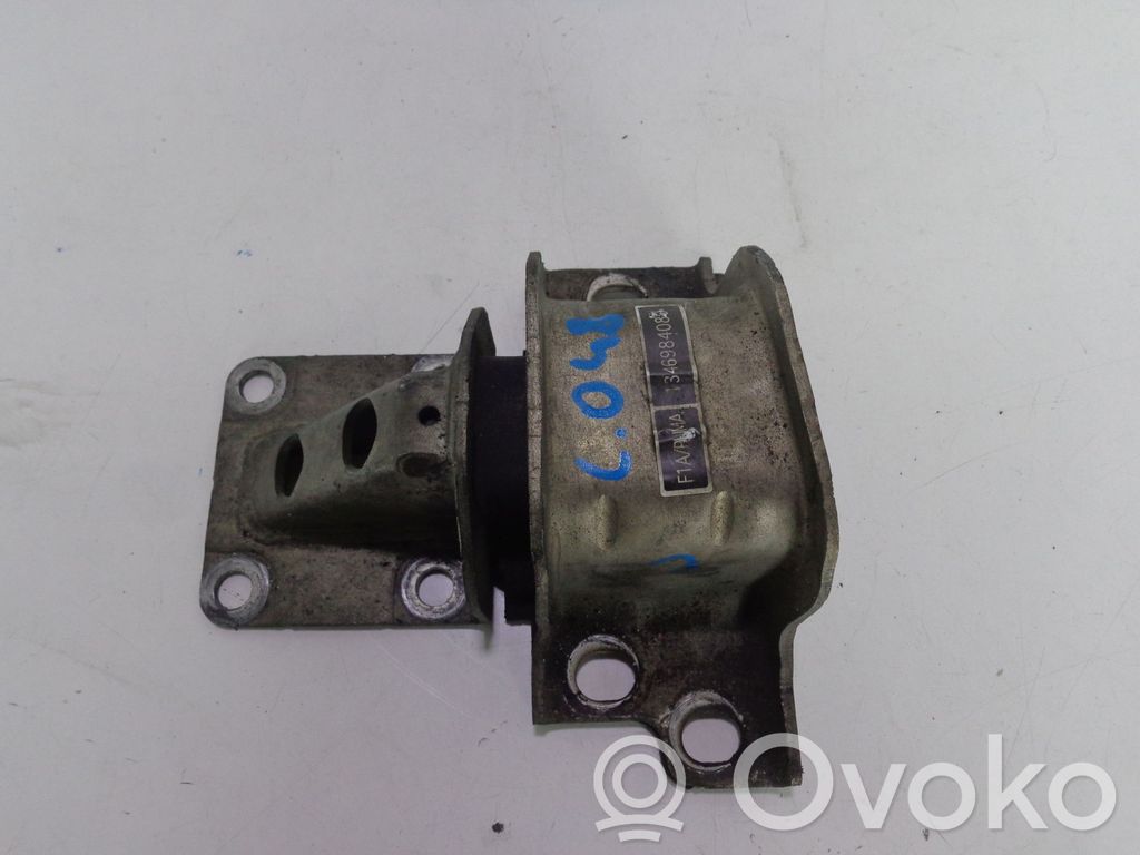 Engine mount bracket   1346984080