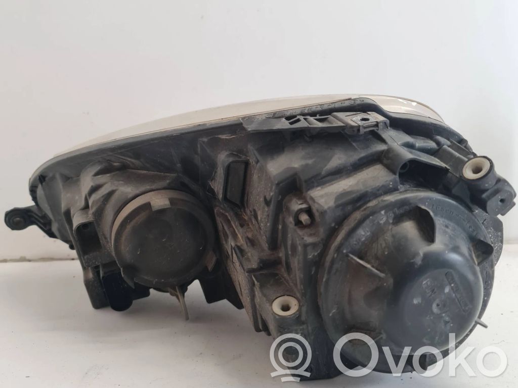 Volkswagen Golf V Scheinwerfer 