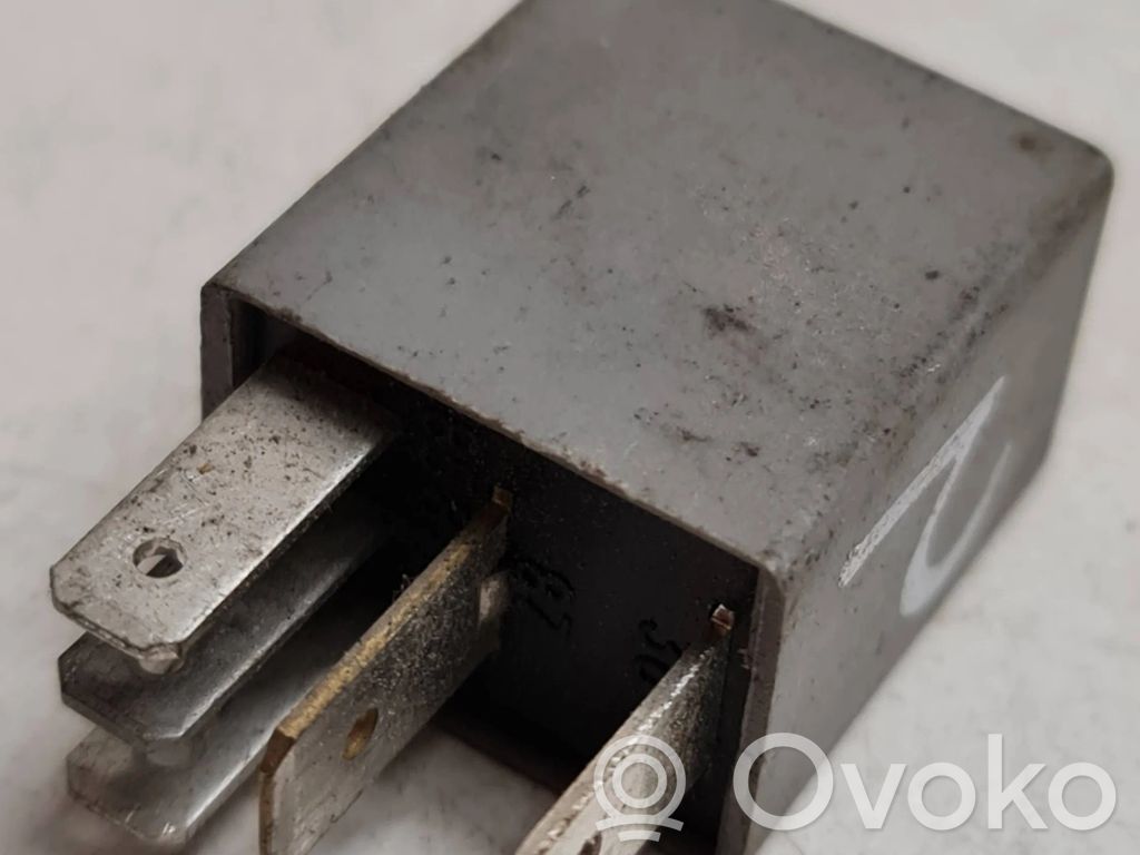 Opel Signum Inne przekaźniki 
