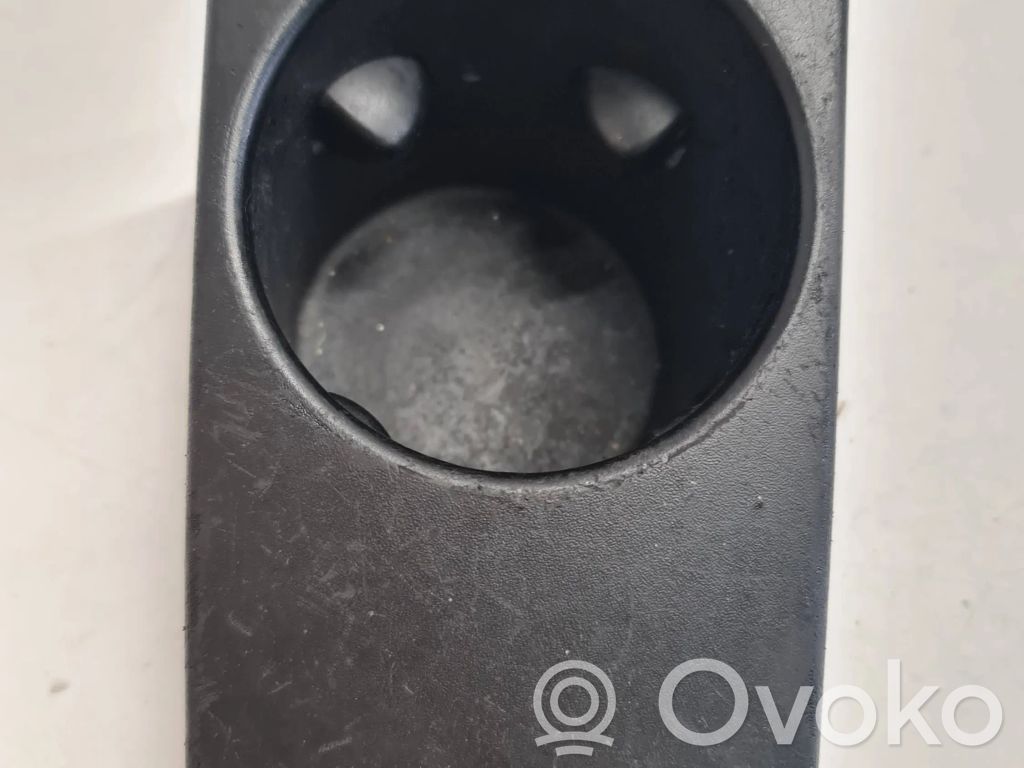 Cup holder front   3401957,22167210,306010SW