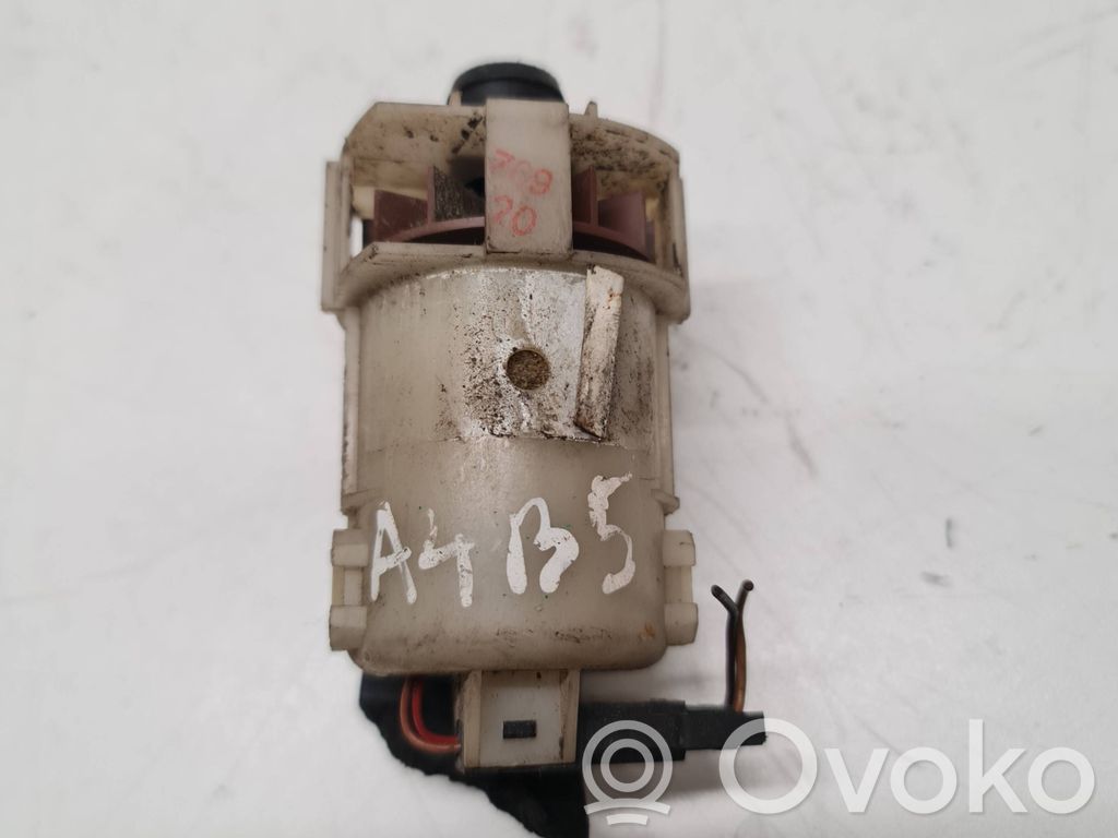 Engine control unit/module fan   8D0820529
