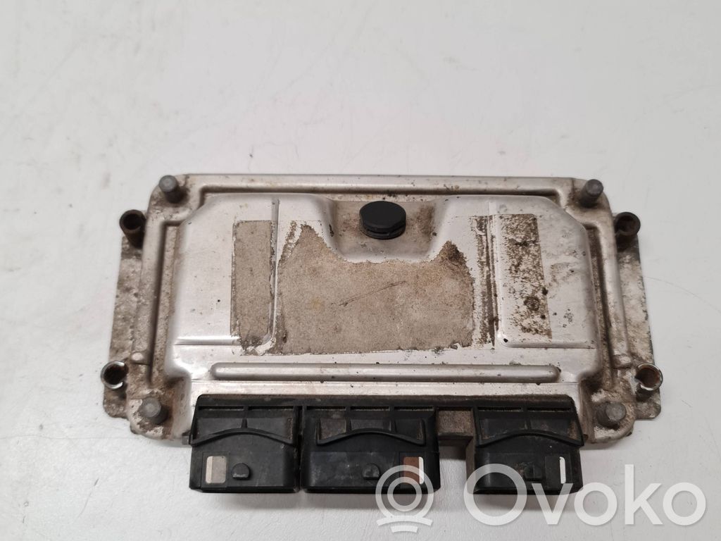 Peugeot 206 CC Engine control unit/module 