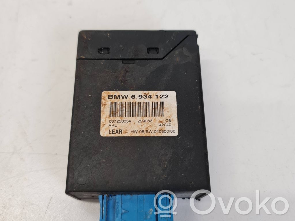 Šviesų modulis   6934122,229263,037256054