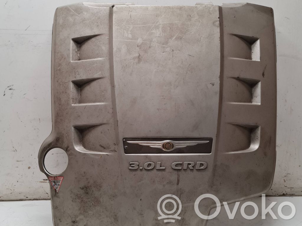 Chrysler 300 - 300C Engine cover (trim) 