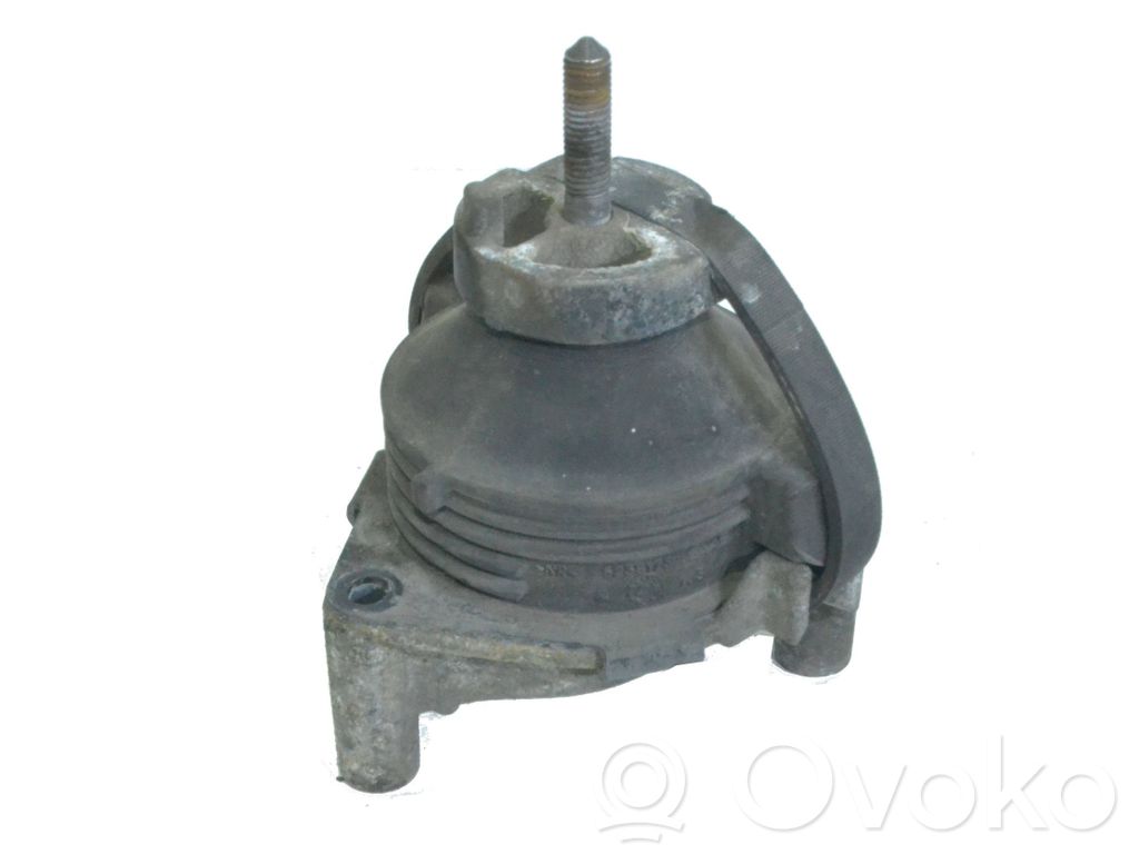 Saab 9-5 Dzinēja spilvens 