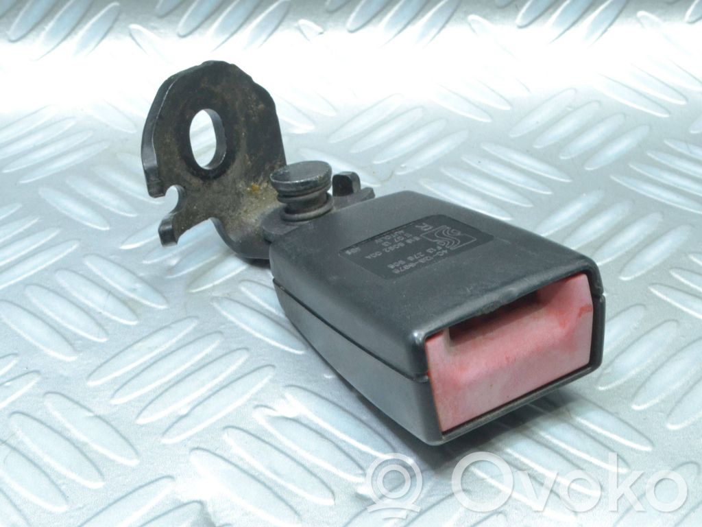 Opel Corsa D Hebilla del cinturón de seguridad trasero 