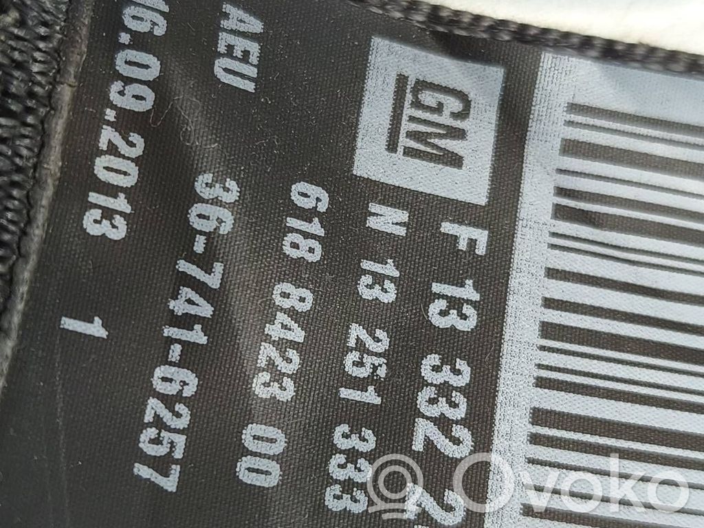 Pas bezpieczeństwa fotela tylnego   13332243,13251333,367416257,618842300