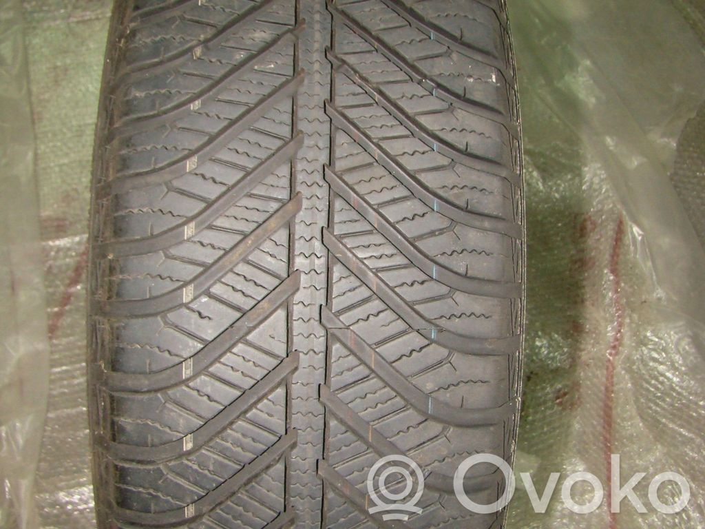 Mercedes-Benz C W205 R17 ziemas riepa (-as) 