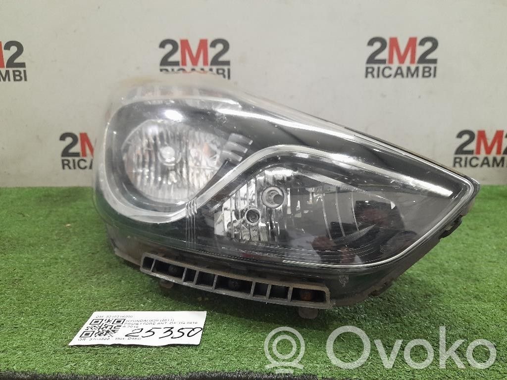 Hyundai ix20 Lampa przednia 