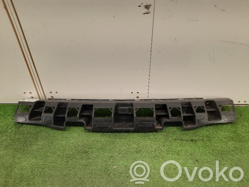 Rear bumper mounting bracket   8X0807385,8X0807385,CAXA