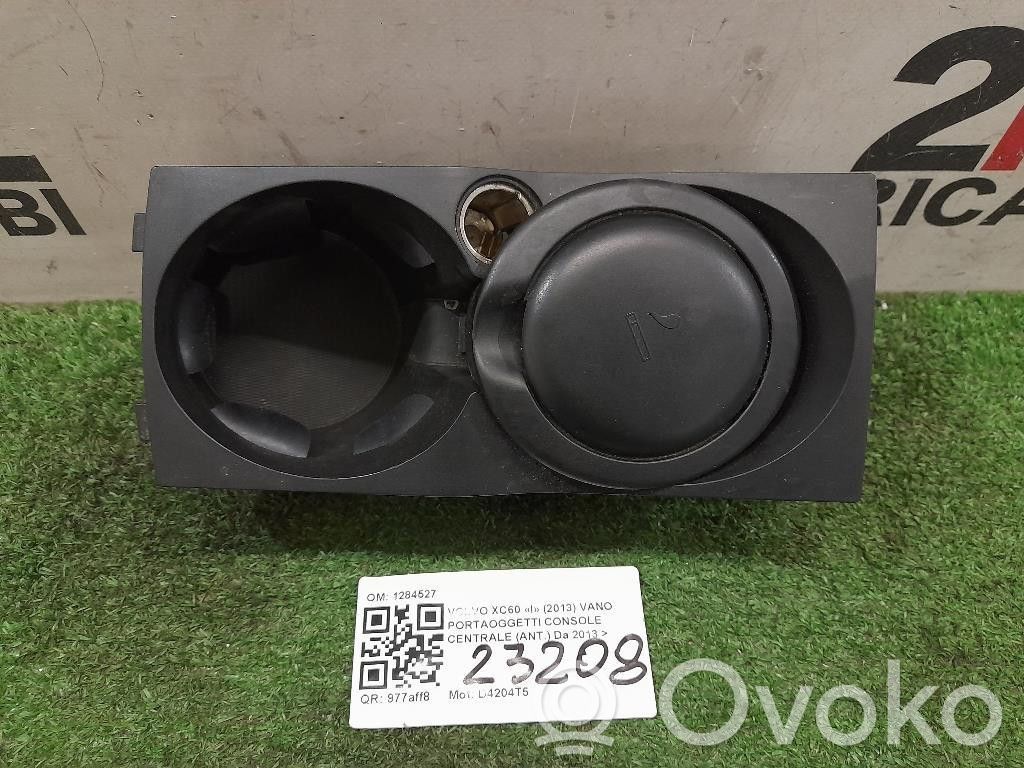 Volvo XC60 Cup holder 