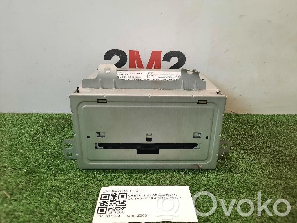 Chevrolet Cruze Radio/CD/DVD/GPS head unit 