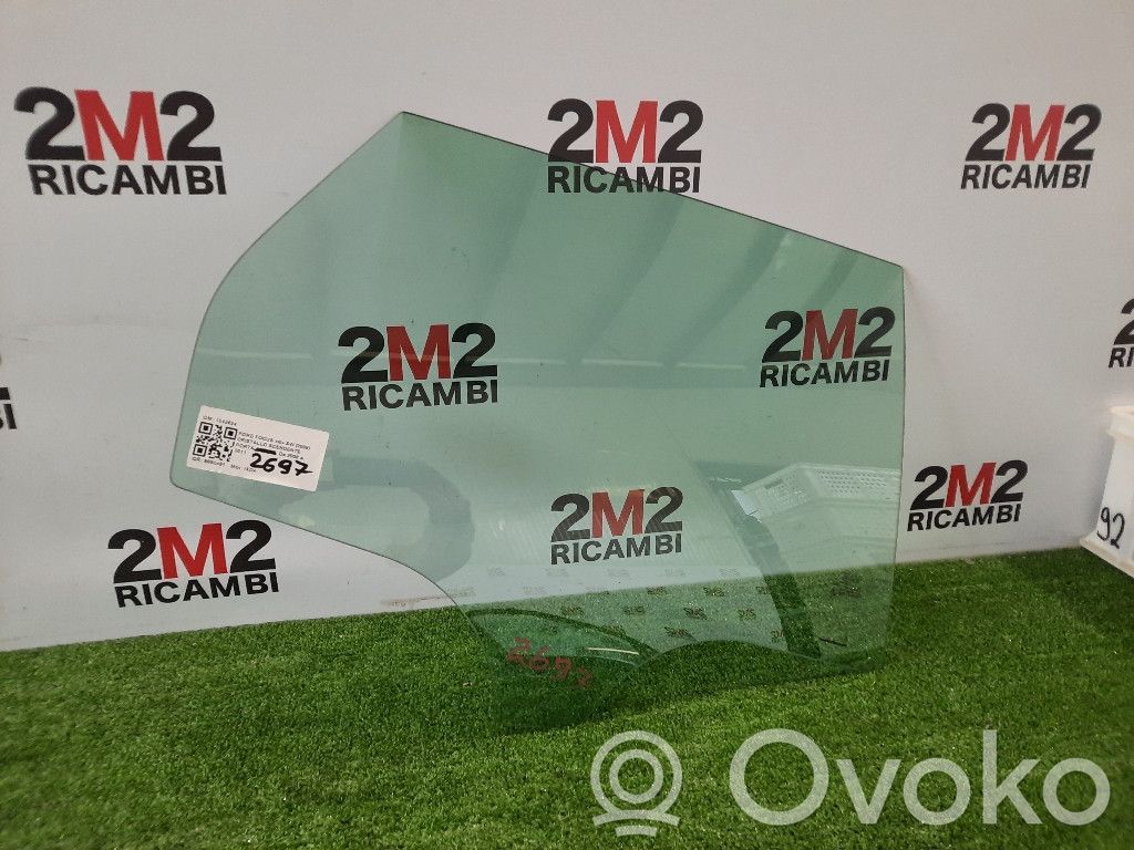 Ford Focus aizmugurējo durvju stikls 