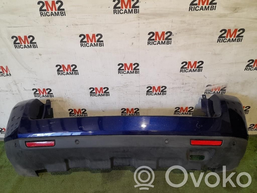 Land Rover Freelander 2 - LR2 Moldura inferior del parachoques trasero 