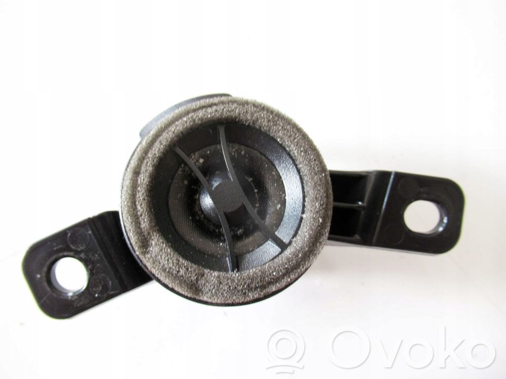 Hyundai i30 Front door speaker 