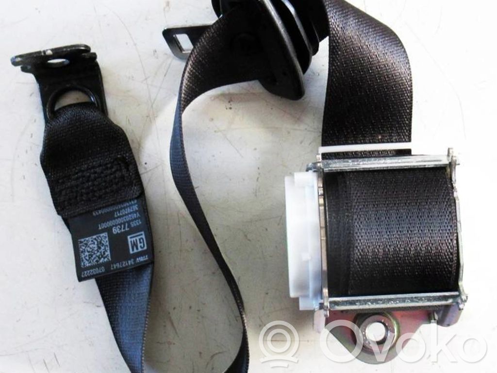 Opel Adam Hebilla del cinturón de seguridad trasero 