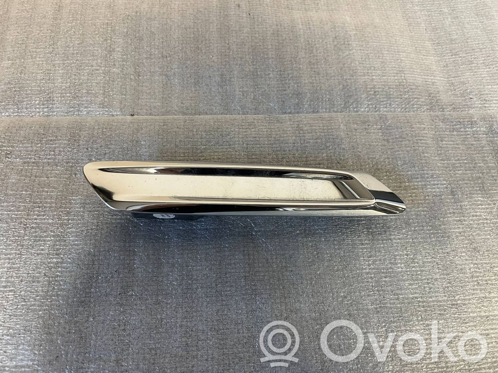 BMW 5 F10 F11 Mască aripă față (turnată) 
