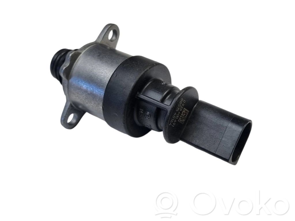 BMW X3 E83 Fuel pressure regulator 