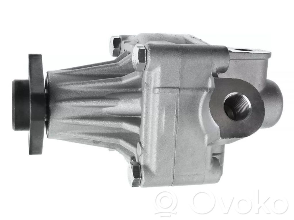 BMW 5 E34 Power steering pump 