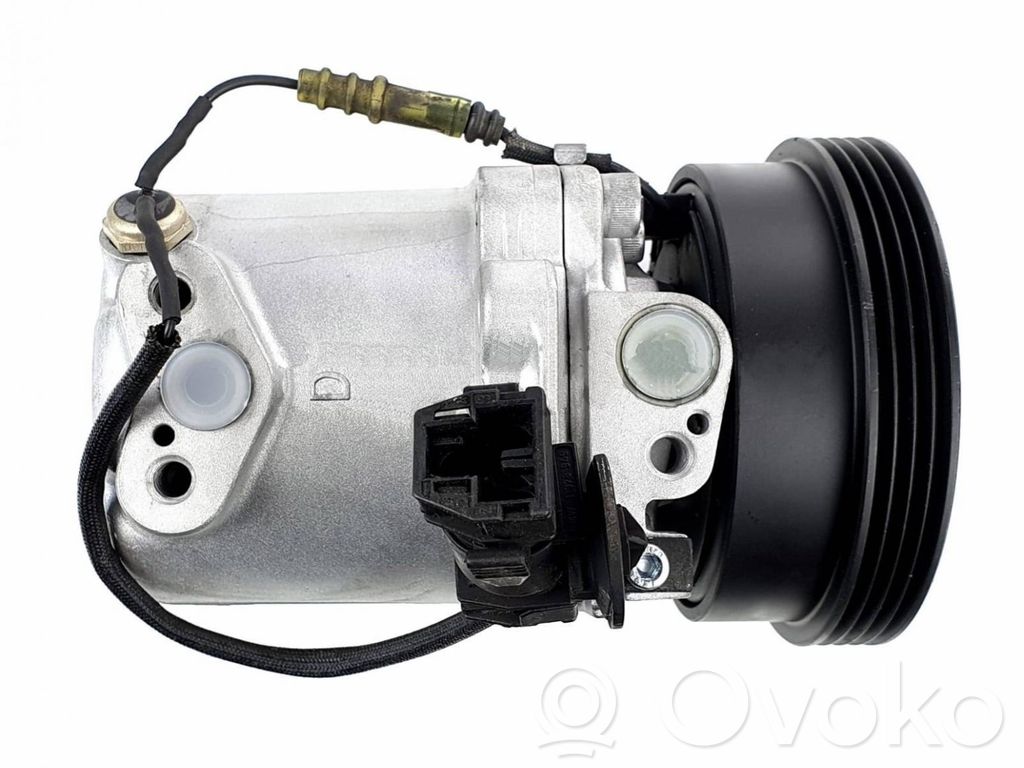 BMW 5 E34 Klimakompressor Pumpe 