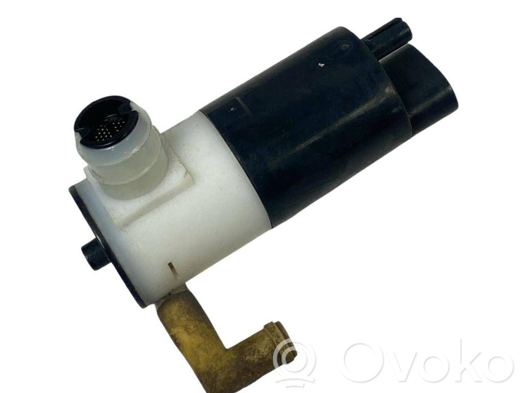 Cadillac Escalade Windscreen/windshield washer pump 
