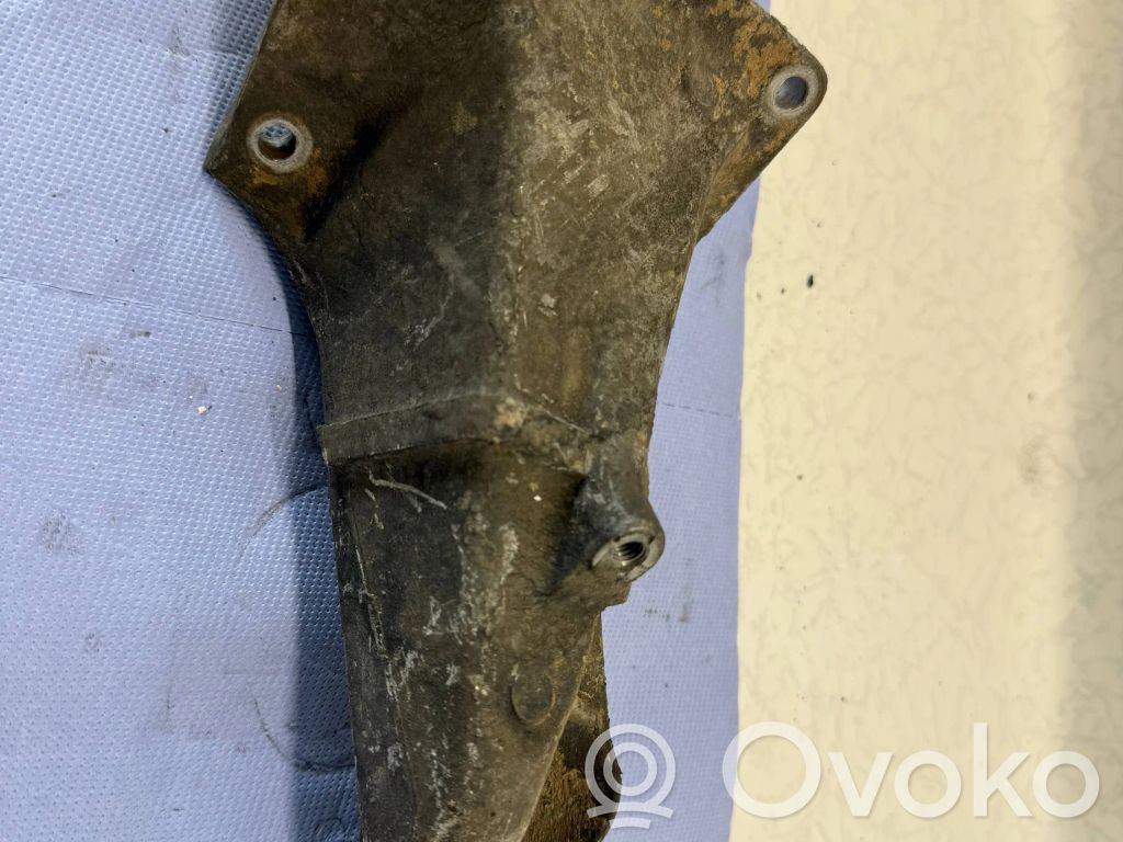 BMW 3 E46 Engine mounting bracket 