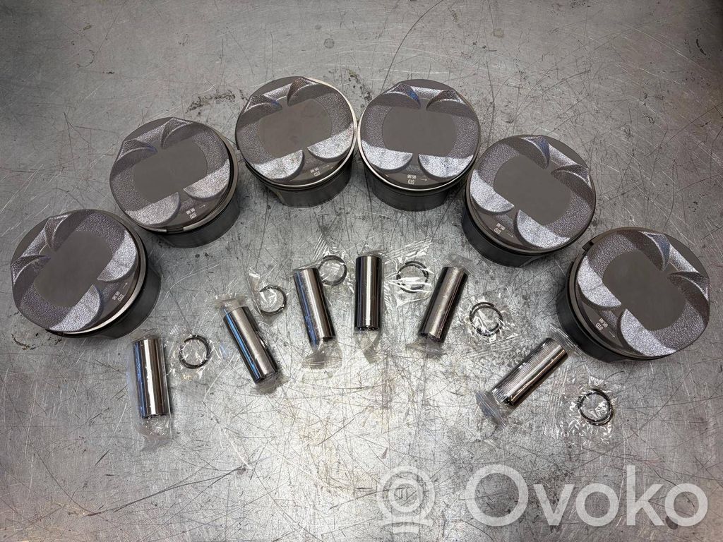 Porsche 996 Piston 