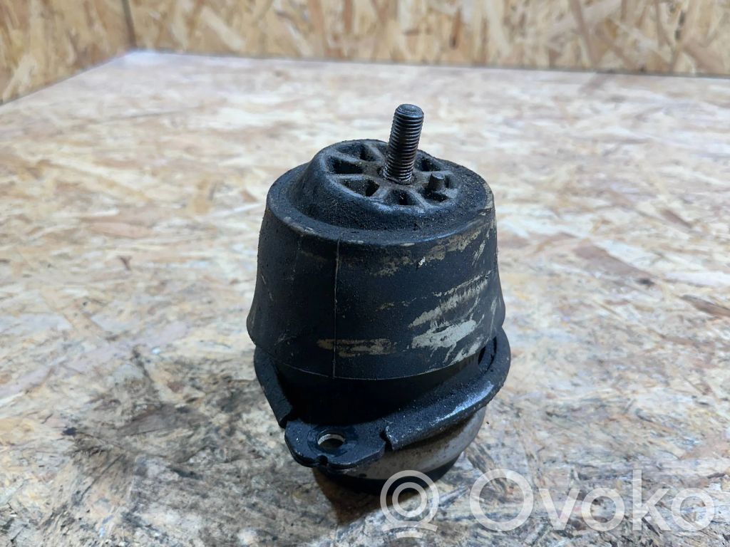 Engine mount bracket   7L8199131A,12072006,7L8199131