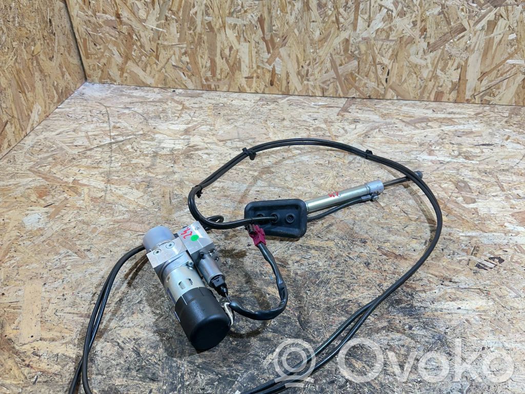 Mercedes-Benz R W251 Tailgate hydraulic pump motor 