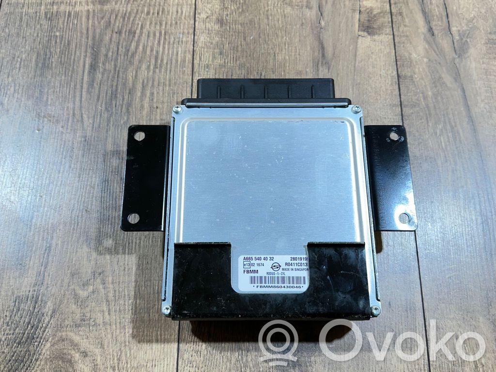SsangYong Rodius Engine control unit/module 