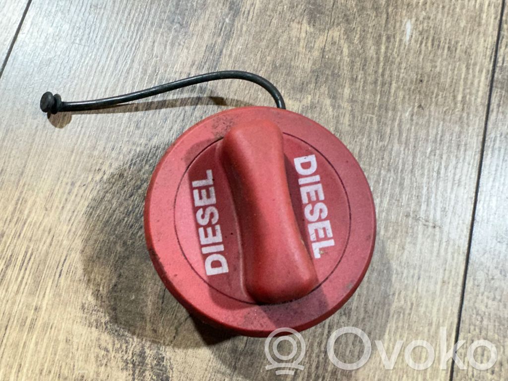 Mercedes-Benz C W205 Fuel tank filler cap 