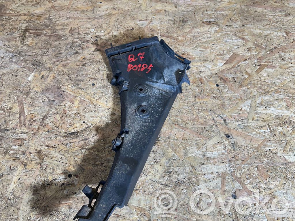 Audi Q7 4L Front bumper mounting bracket 