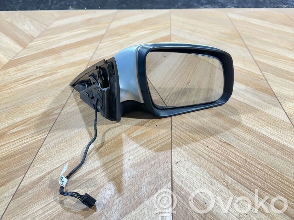 Mercedes-Benz C W204 Elektryczne lusterko boczne drzwi przednich 