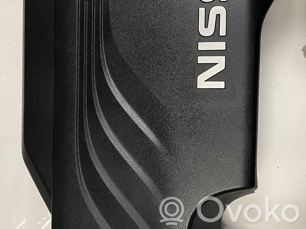 Nissan X-Trail T32 Osłona górna silnika 