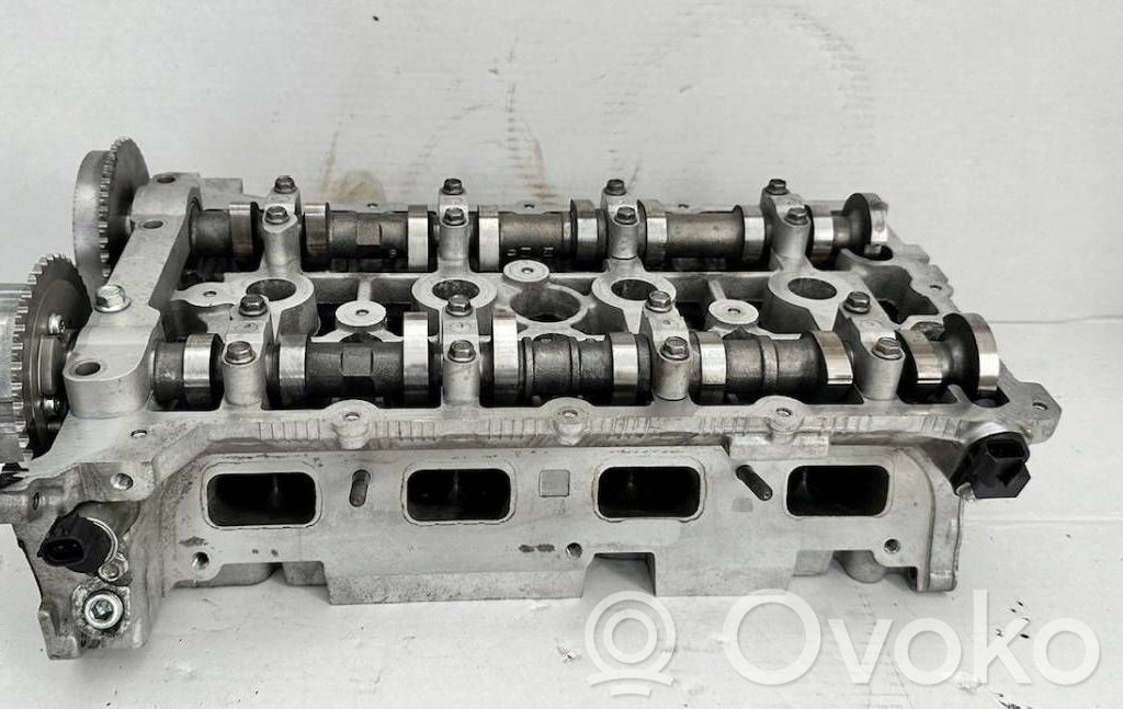 Engine head   1005C696,4B12