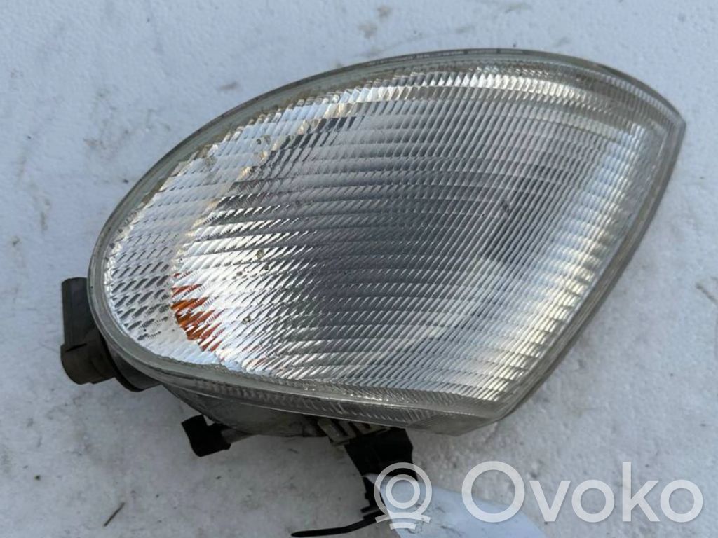 Ford Galaxy Front indicator light 