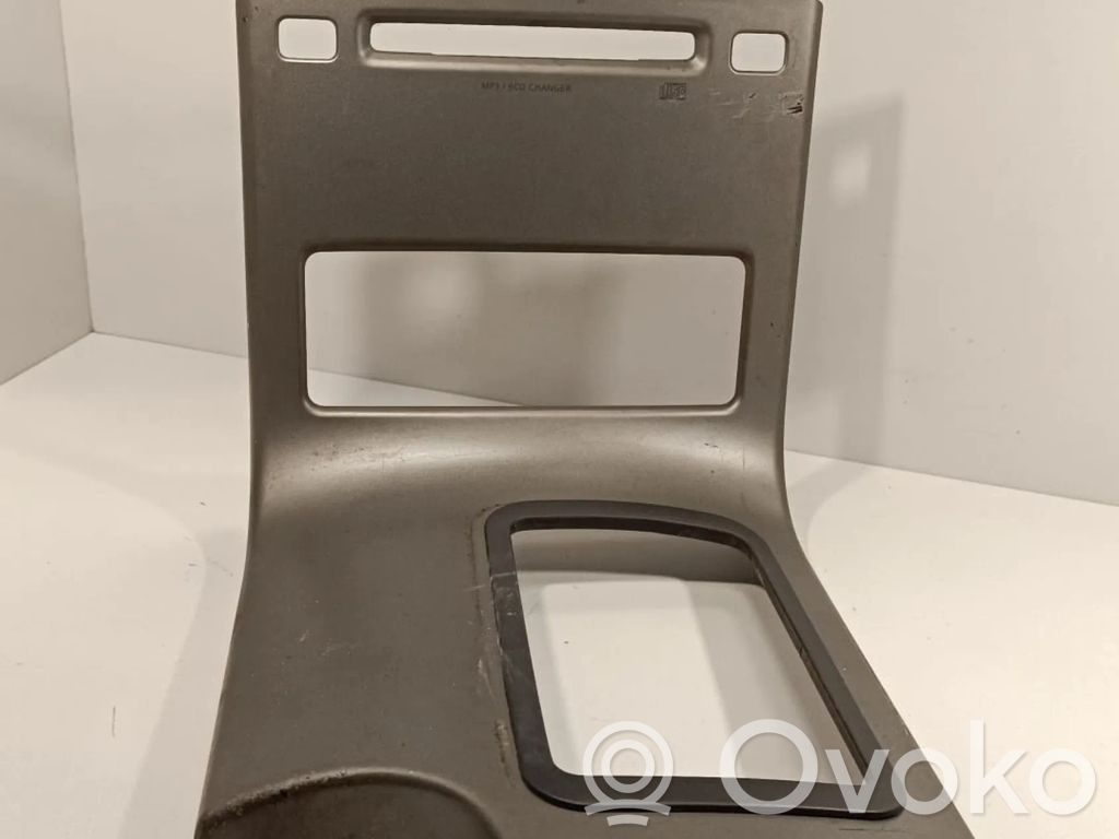 Ramka drążka zmiany biegów   96941EB500