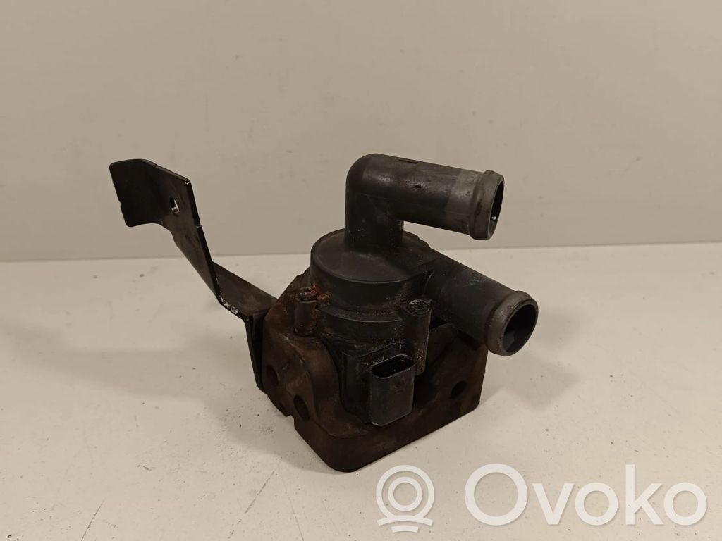BMW 5 F10 F11 Pompa cyrkulacji / obiegu wody 