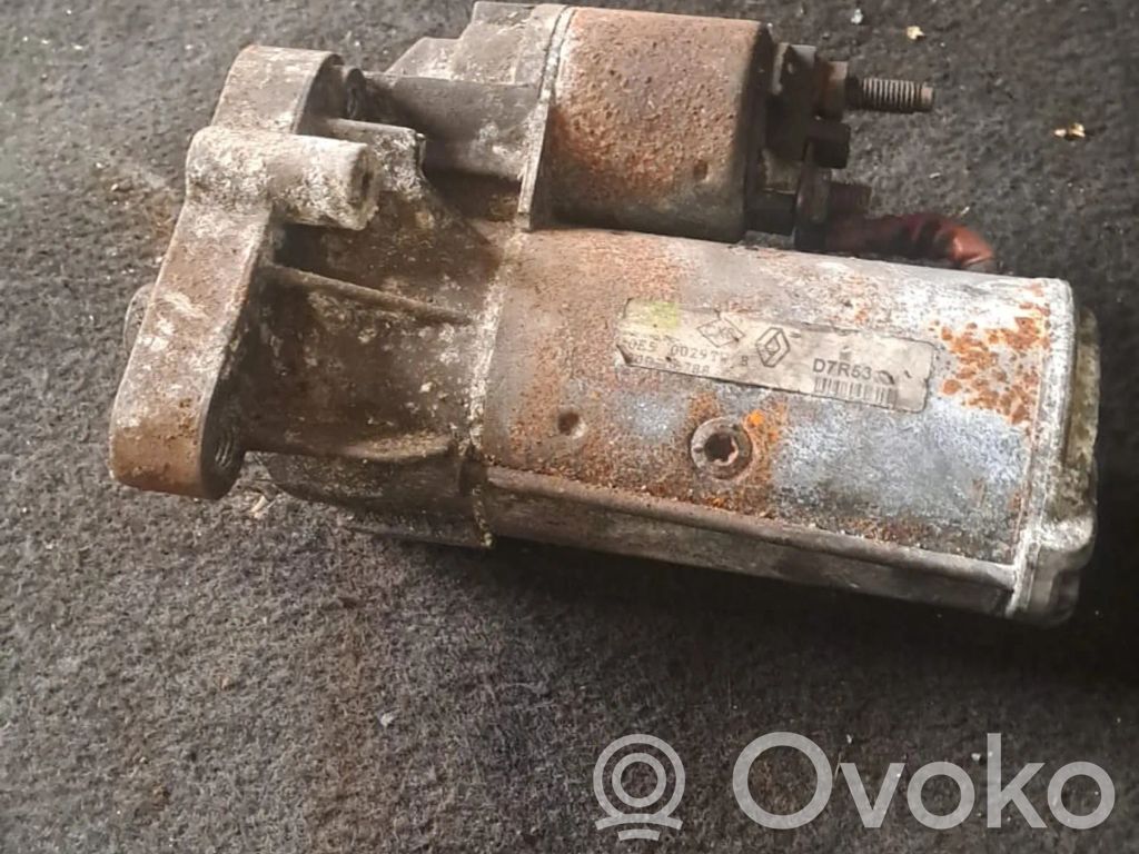 Renault Master II Starter motor 
