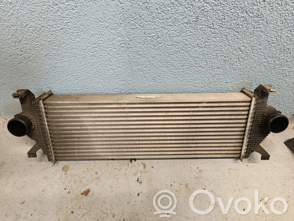 Jeep Grand Cherokee Interkūlerio radiatorius 