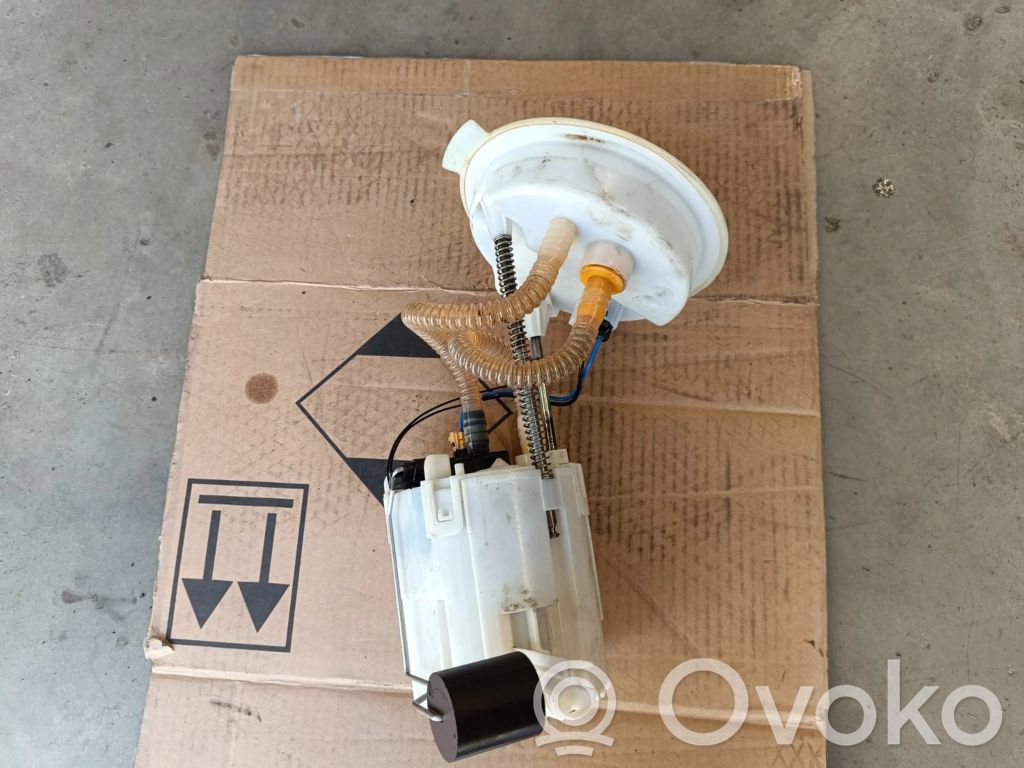 BMW 3 F30 F35 F31 Bomba interna de combustible 