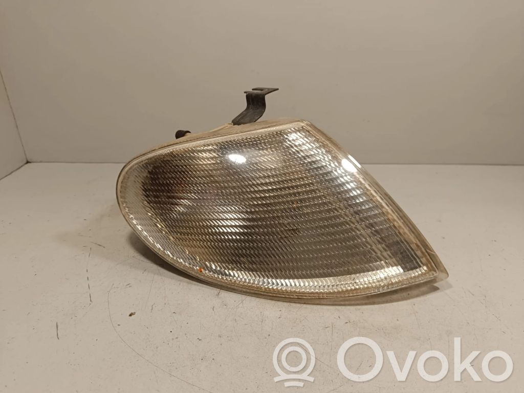 Volkswagen Sharan Front indicator light 
