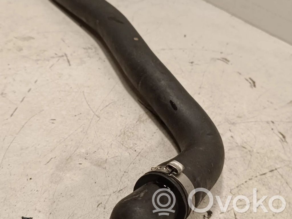 Engine coolant pipe/hose   NW16